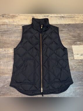 J.Crew Black quilted down puffer vest Size Medium Women’s